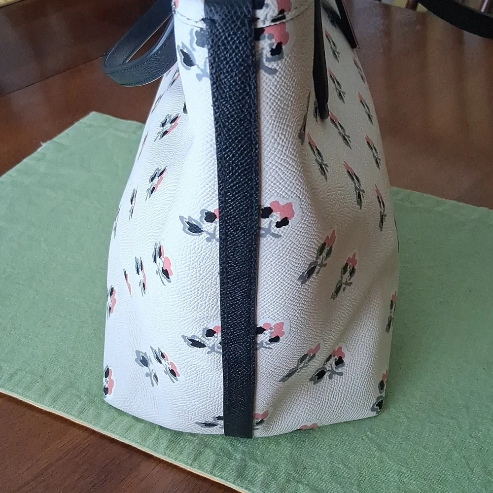 Coach Taxi Crossgrain Leather Tote Bramble Rose White Pink Floral Bag - Picture 5 of 16